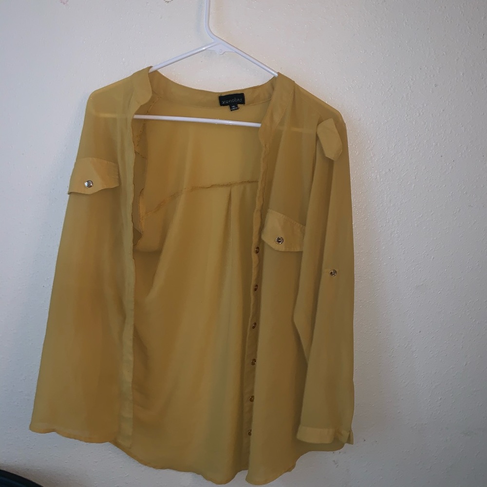Yellow button up. Size XL.
